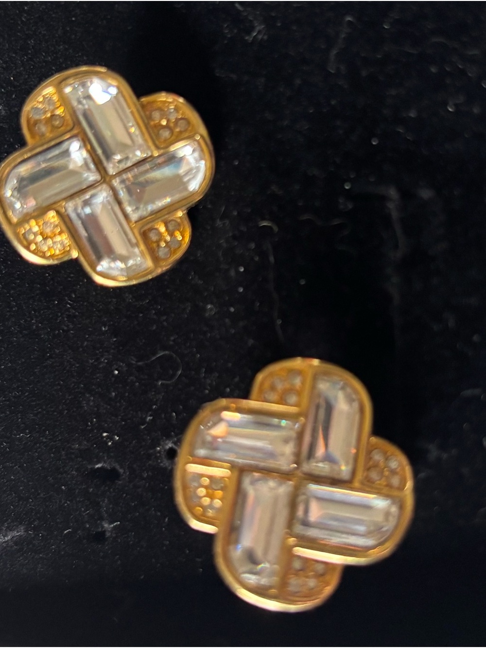 Vintage Swarovski Crystal Baguette Knot Clip On Earrings Gold Tone 3/4”